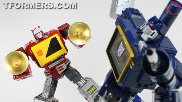 EAVI Metal Transistor Transformers Masterpiece Blaster 3rd Party G1 MP Figure Review And Image Gallery  (10 of 74)